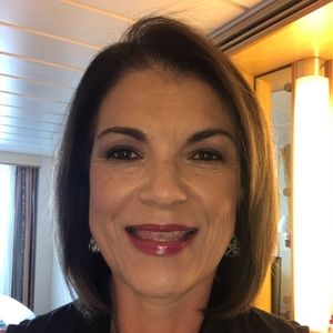 Meet your Posher, Lucila